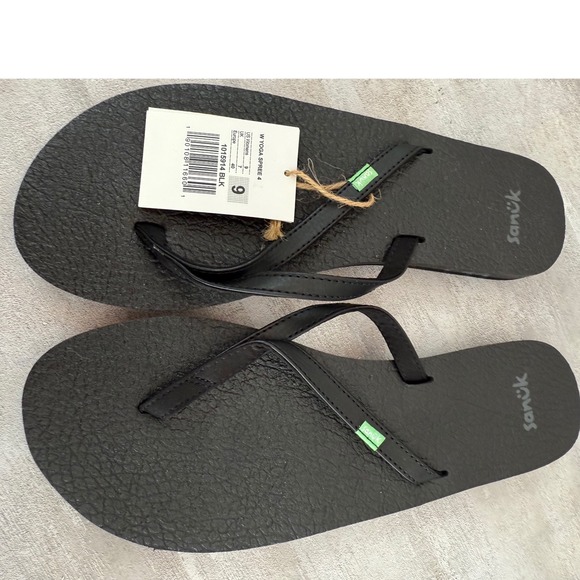 Sanuk Yoga Spree 4 Black Flip Flops Women's Size 9 Sandals NEW - Picture 1 of 2